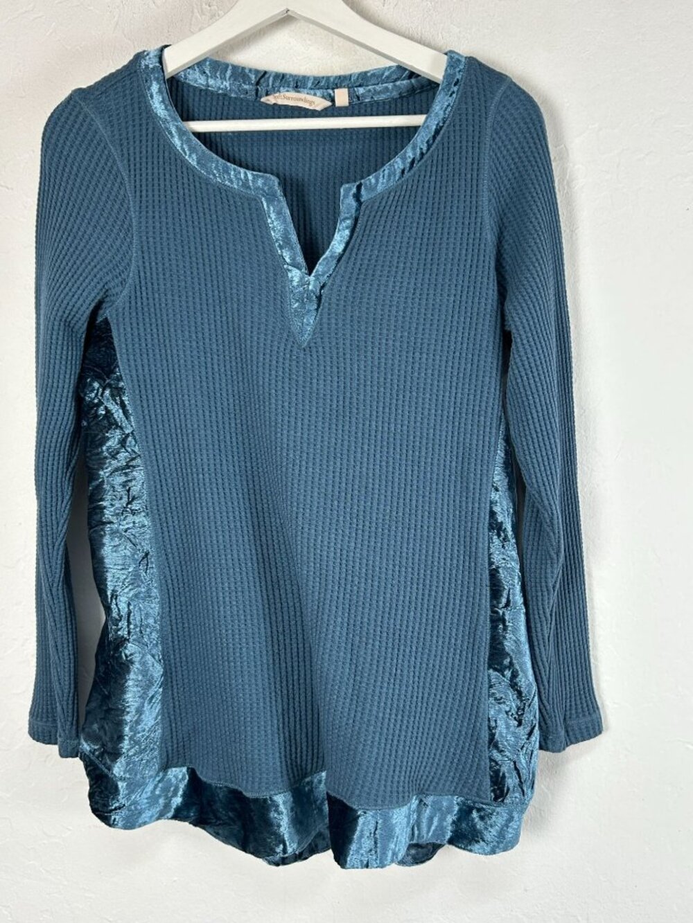 Soft Surroundings Blue Waffle Knit Top Large Velvet Trim Split Neck Long Sleeve